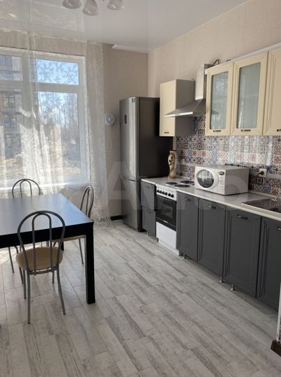2-к. квартира, 60 м², 2/5 эт.