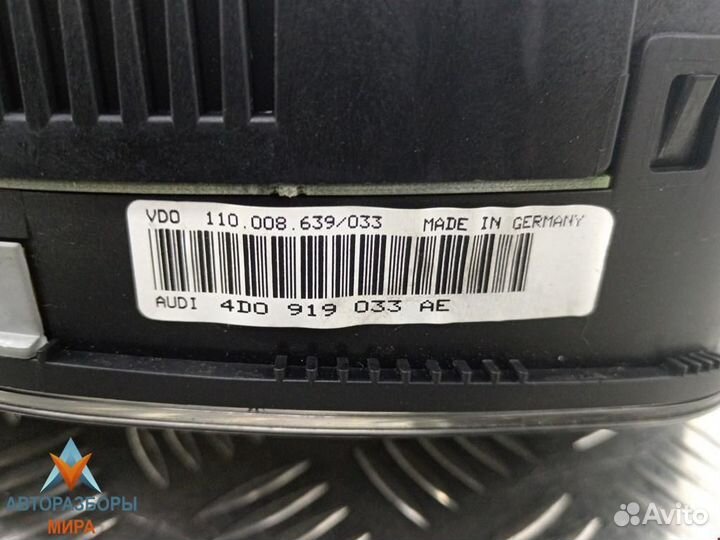 Щиток приборов (приборная панель) Audi A8 D2/4D