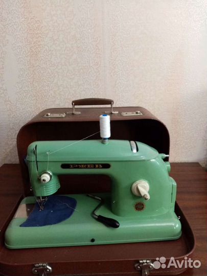 Швейная машина Ржев 1962г(ретро)