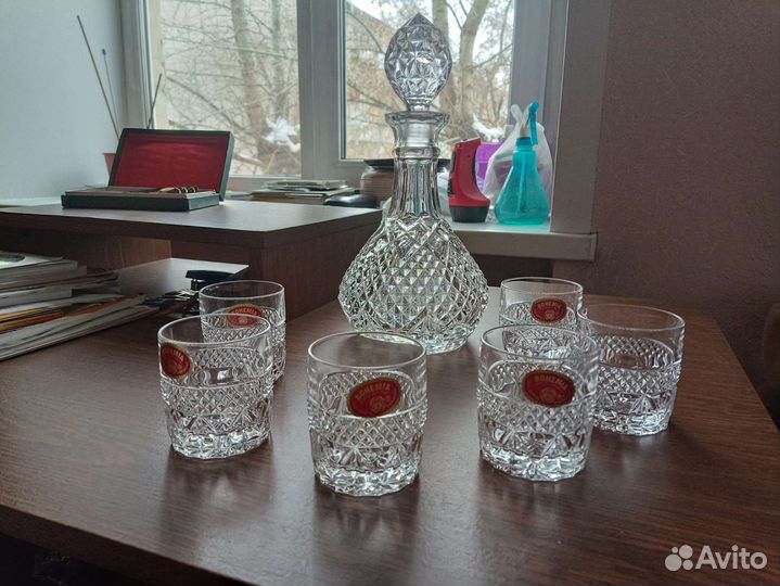 Графин хрустальный