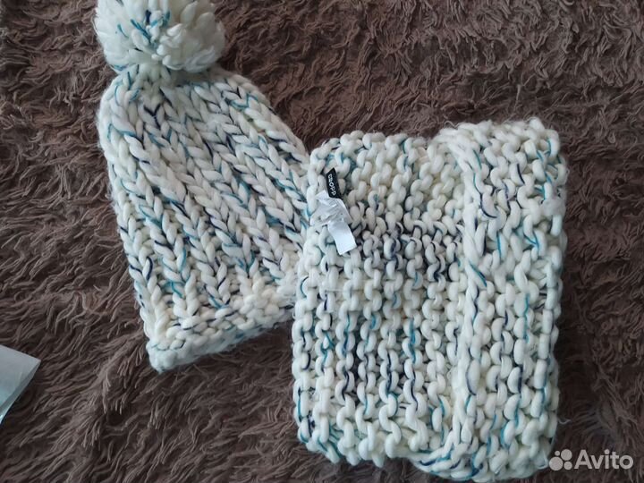 Комплект шапка и снуд женский