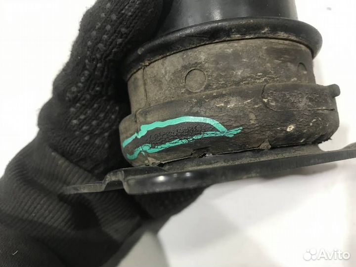 Опора двигателя правая VW Polo Sedan