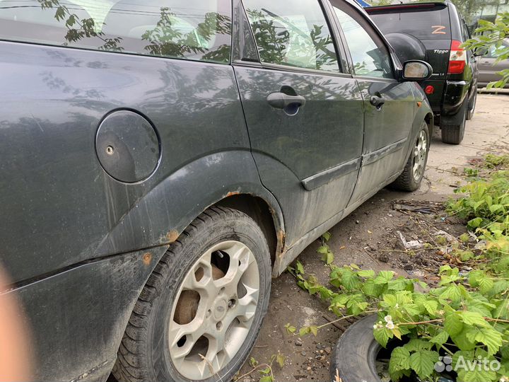 Ford Focus 1.6 МТ, 2000, 189 000 км