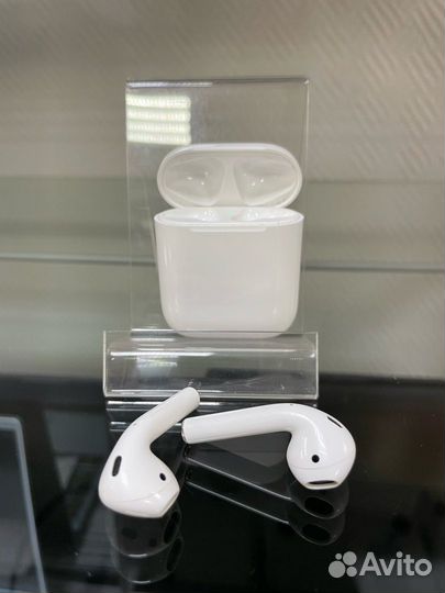 Беспроводные наушники Apple AirPods 2