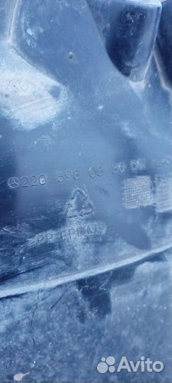 Локер передний правый Mercedes-Benz S W220