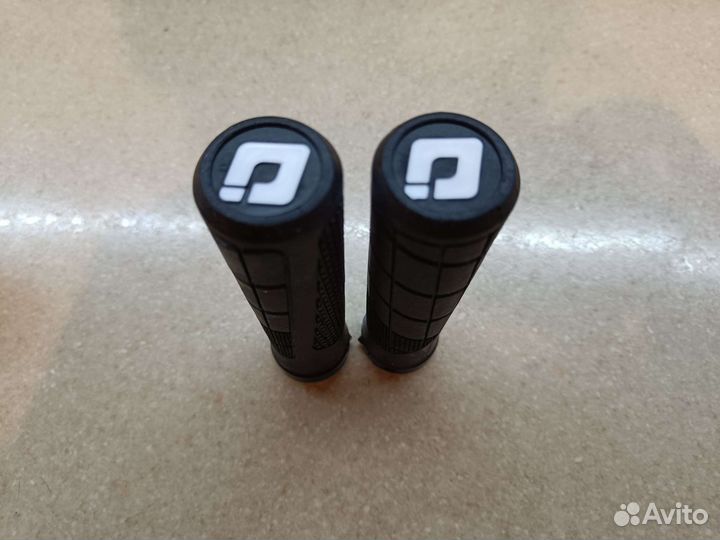 Грипсы для велосипеда Odi