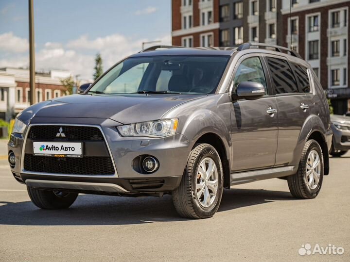 Mitsubishi Outlander 2.4 CVT, 2011, 212 000 км