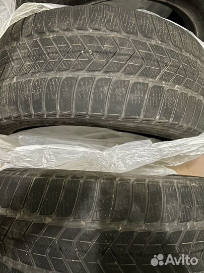 Pirelli Winter Sottozero 245/45 R19 93W