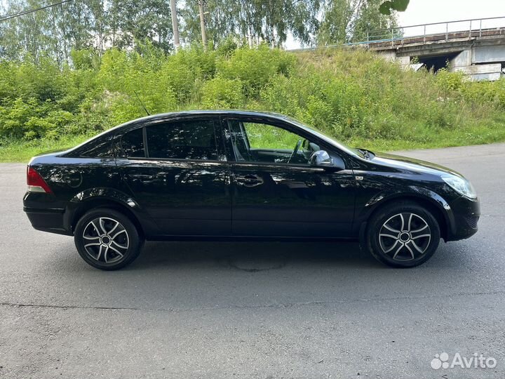 Opel Astra 1.8 AT, 2011, 204 000 км