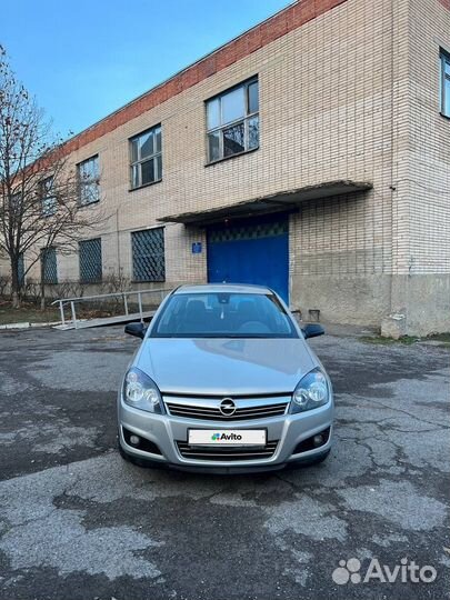 Opel Astra 1.8 МТ, 2008, 215 452 км