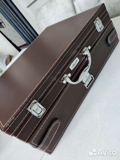 Набор столовых приборов на 12 персон