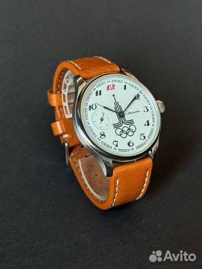 Молния Олимпийские игры - наручные часы СССР