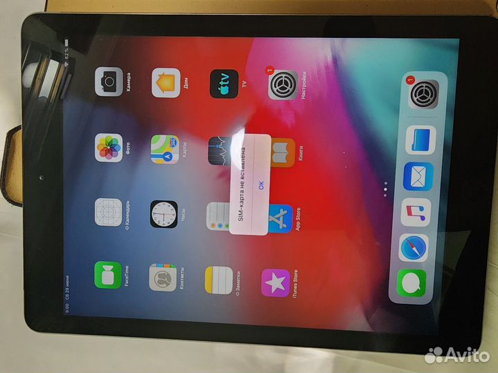 Apple iPad Air 64 гб (Wi-Fi + 4G LTE, косм серый)