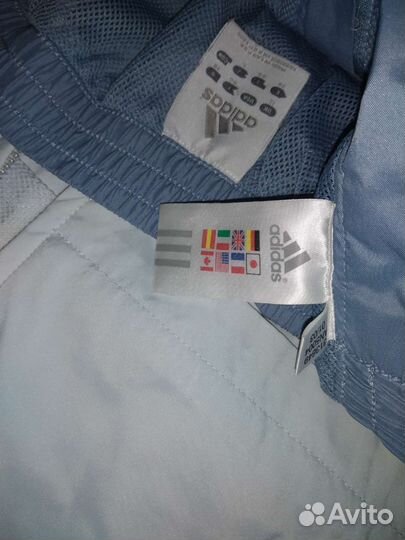 Фирменный спортивный костюм adidas