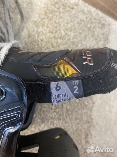 Хоккейные коньки bauer