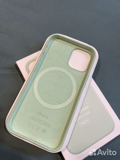 Чехол на iPhone 12 mini apple