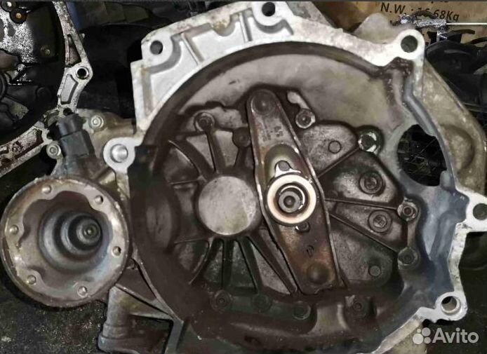 МКПП Volkswagen Golf 5,1.6 л. бензин, FYK