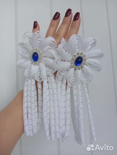 Нарядные белые банты