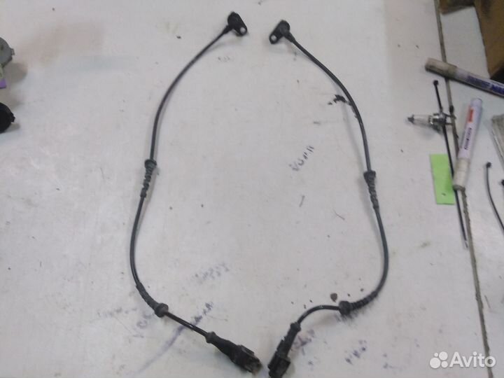 Датчик ABS задий (L /R) Renault Duster