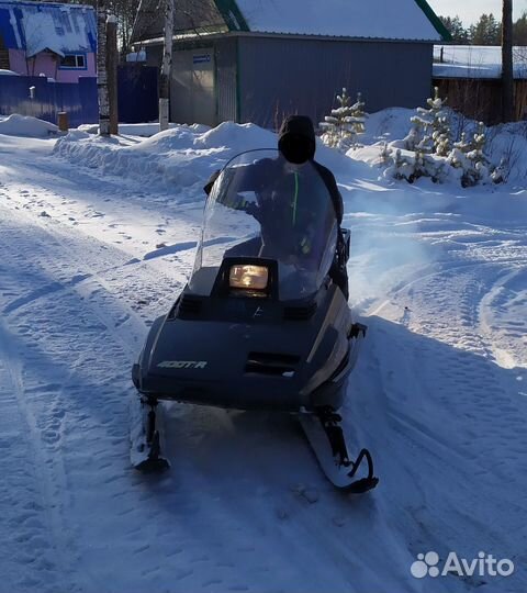 Снегоход Yamaha ET 400