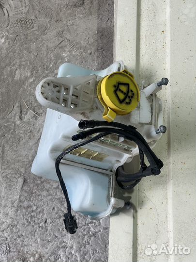 Бачкк омывателя для Jeep Wrangler JL Rubicon