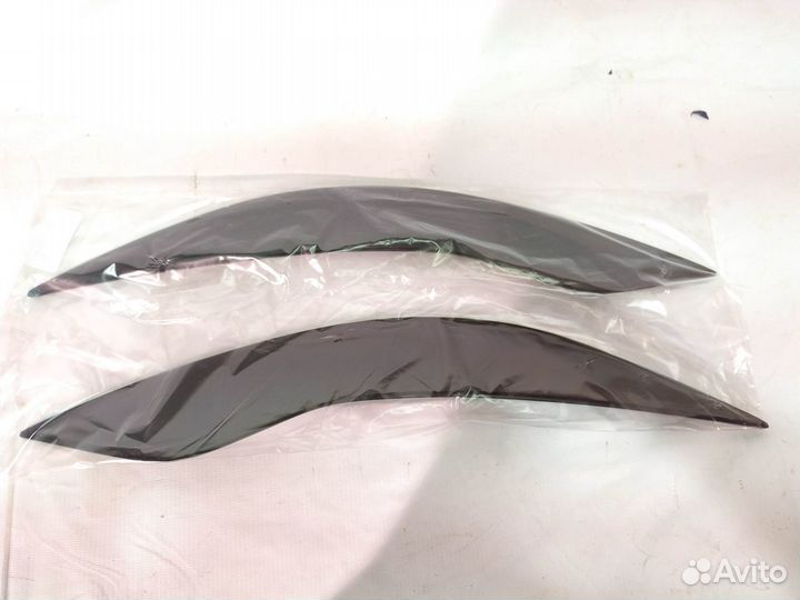 Ресничка на Фары Ford Focus III