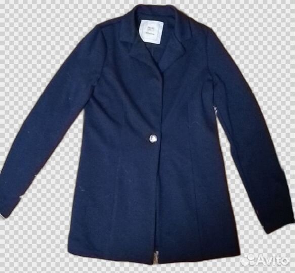 Пиджак на девочку 152см