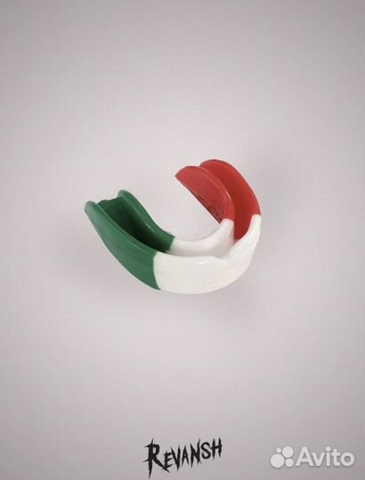 Капа боксерская силиконовая в футляре revansh