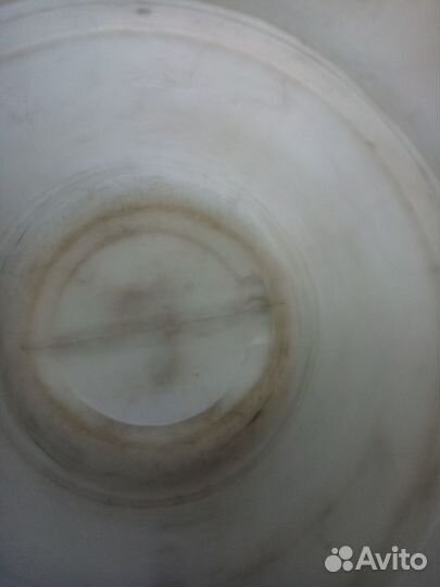 Ёмкость с гидрозатвором