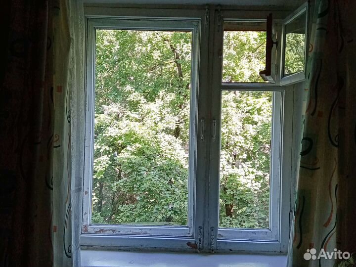 Деревянные оконные рамы бу остекленные