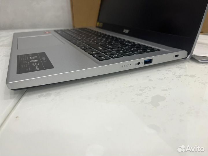 Новый ноутбук Acer