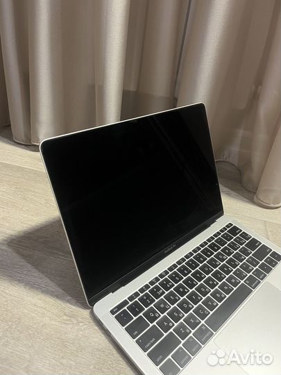 Apple macbook pro 13