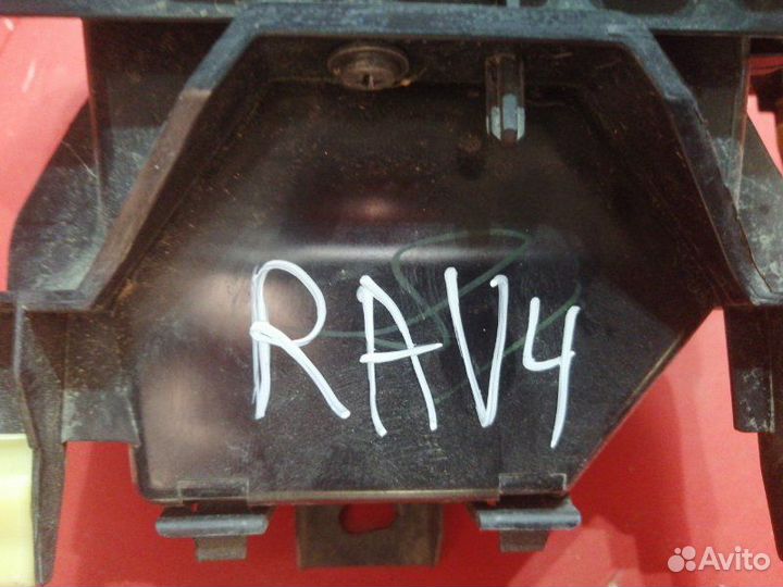 Пепельница передняя Toyota Corolla E180