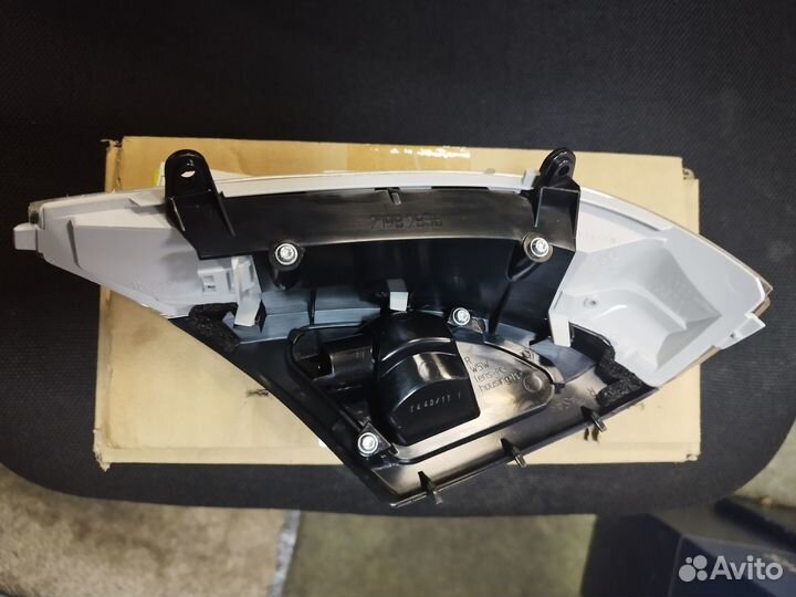 Указатель поворота правый