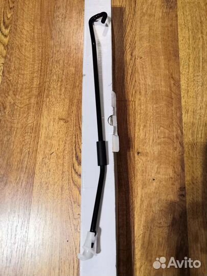 Упор капота