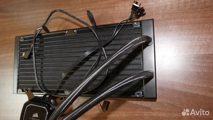 Система водяного охлаждения iCUE H115i RGB PRO XT