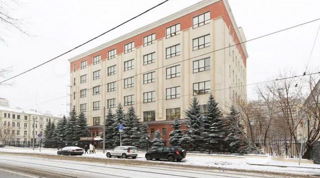 Продажа комплекса зданий 16 159 м2 у м. Площадь Ил