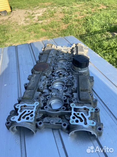 Клапанная крышка (крышка гбц) volvo