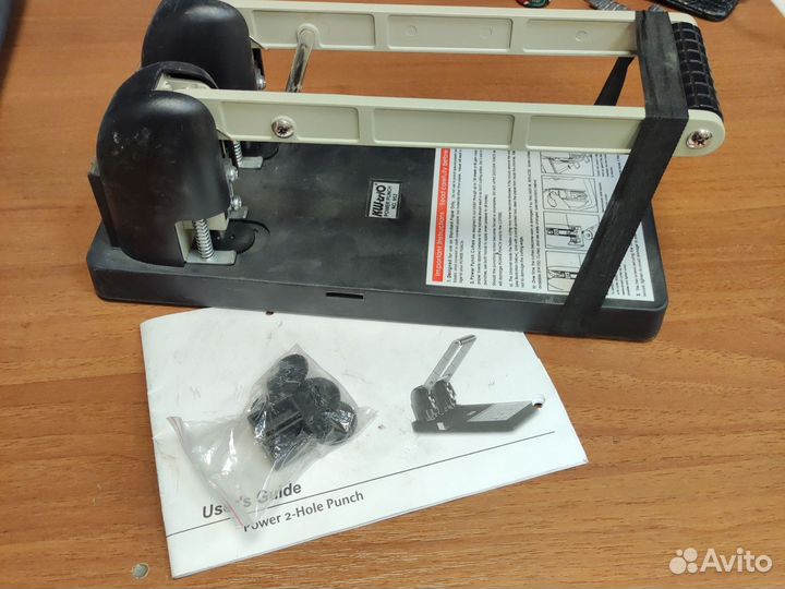 Дырокол KW-trio