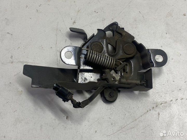 Замок капота передний Toyota Camry V70/V75