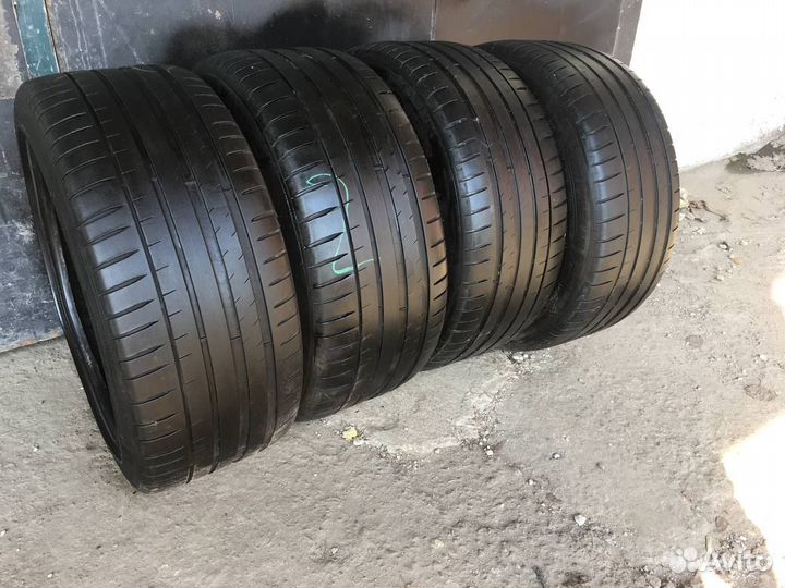 Michelin Pilot Sport 4 245/40 R18