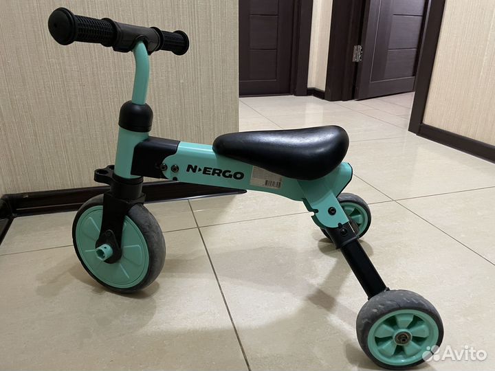 Беговел трехколесный