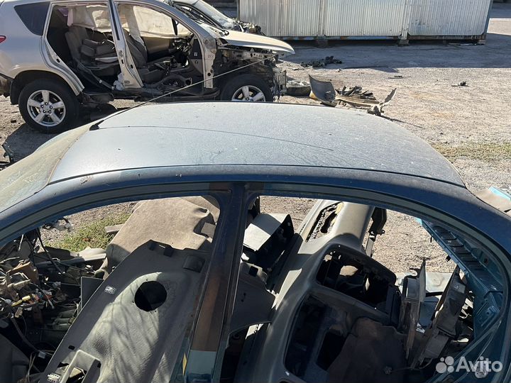 Крыша Тойота Авенсис Т220 седан