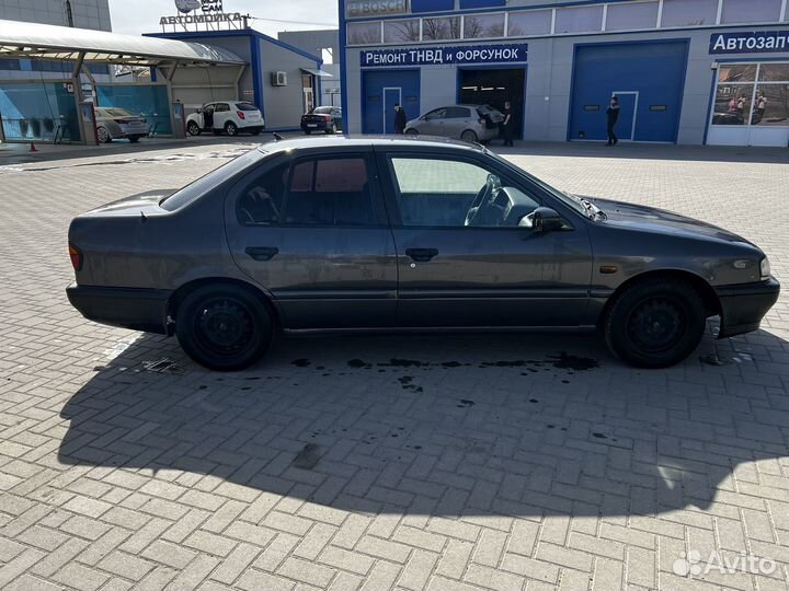 Nissan Primera 2.0 МТ, 1993, 285 000 км