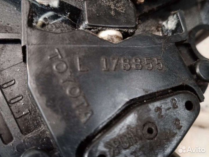 Переключатель подрулевой Toyota Carina E седан 1.6