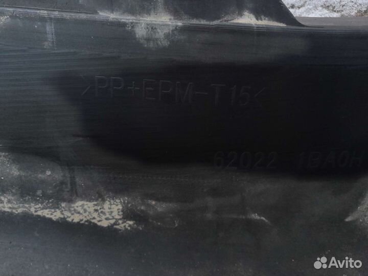 Передний бампер