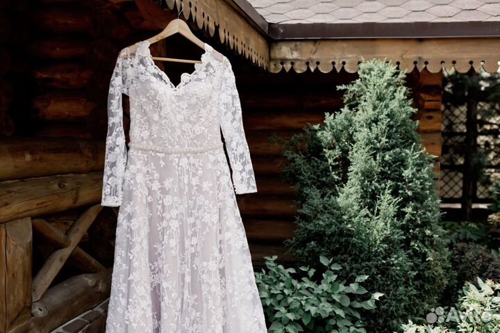 Свадебное платье