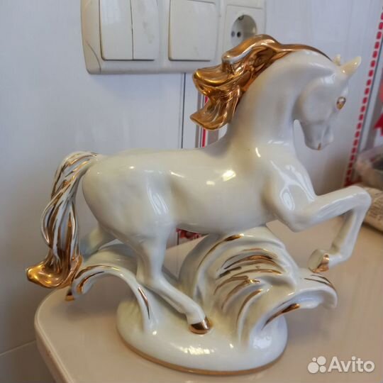 Конь-Огонь лфз