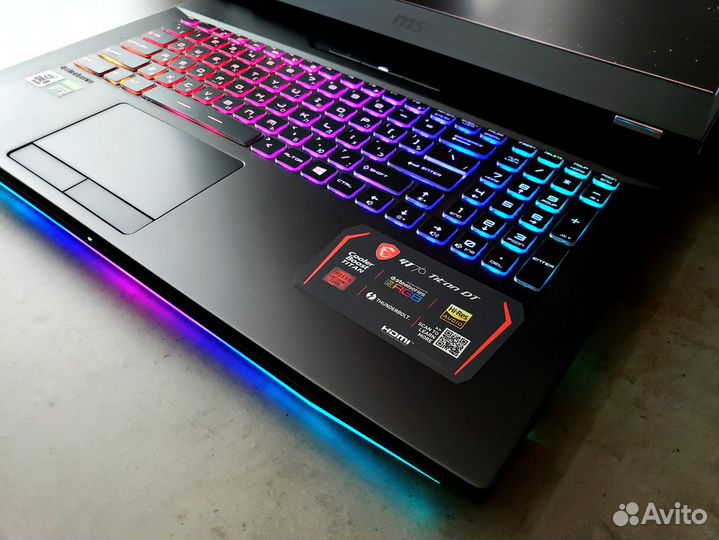 MSI Titan GT76 GT77 - стационар в корпусе ноутбука