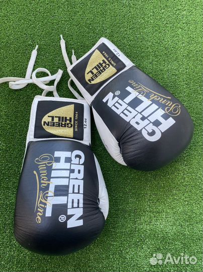 Боксёрские перчатки